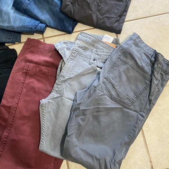 Assorted Pants Collection - Picture 9 of 10